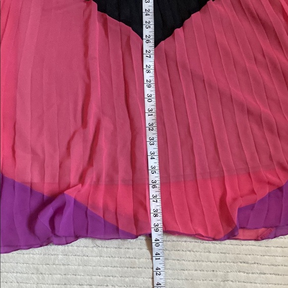 ALLEN B Elegant Black and Pink Pleated Maxi Skirt - Picture 5 of 9